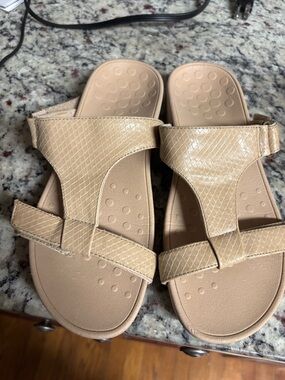 Vionic Women's Neutral Tan Slide Sandals - Comfortable Everyday Footwear